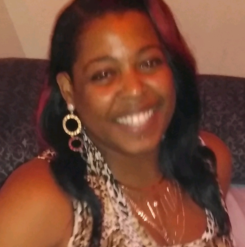 Meet your Posher, Sabrina